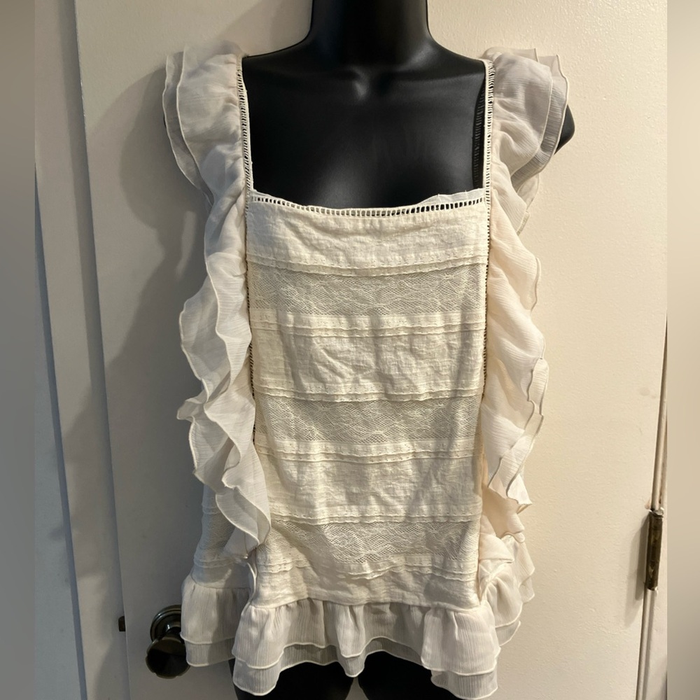Romeo & Juliet Couture Sleeveless Woven Lace Ruffle Blouse Size M Ivory